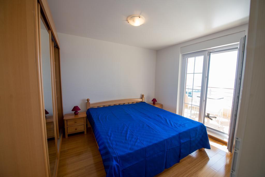 Apartments Karlo Baška Voda Pokoj fotografie
